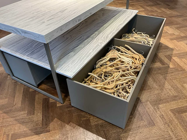 5x houten presentatiemeubel - afbeelding 14 van  17