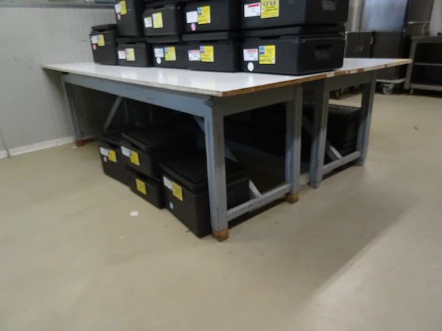 5x houten tafel - afbeelding 1 van  5