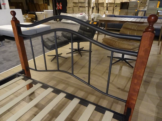 5x hout/metalen bed - afbeelding 3 van  4