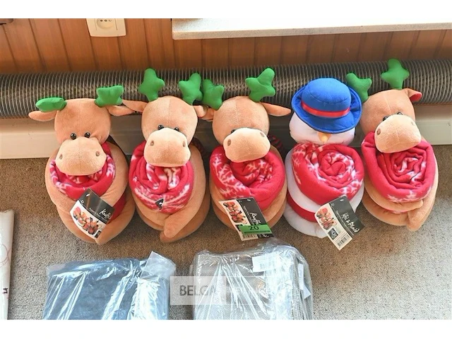 5x kerstknuffel en plaid - afbeelding 1 van  1