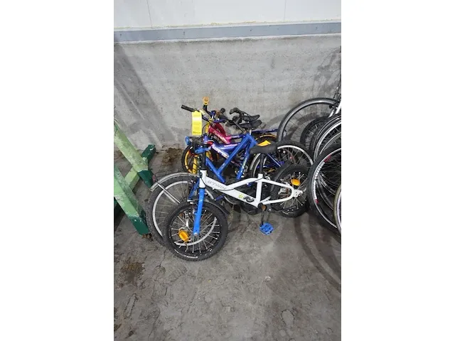 5x kinderfiets - afbeelding 1 van  3