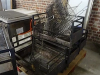 5x metalen bbq + 1 x gas bbq - afbeelding 4 van  4