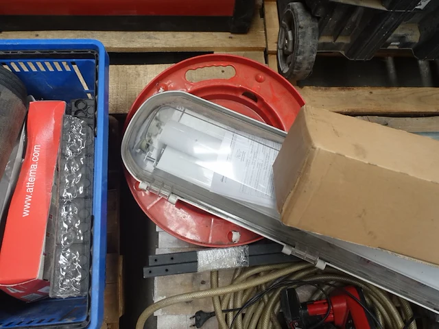 5x pallet diveresen - afbeelding 27 van  27