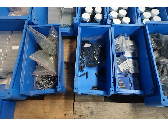 5x pallet diverse fiets onderdelen - afbeelding 9 van  28