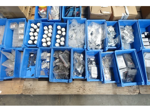 5x pallet diverse fiets onderdelen - afbeelding 23 van  28