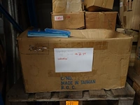 5x pallet diverse goederen - afbeelding 16 van  20