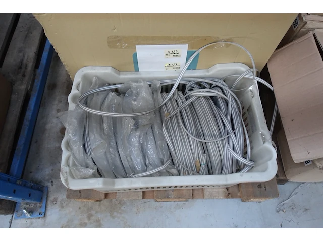 5x pallet diverse goederen - afbeelding 4 van  20