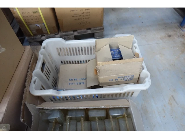 5x pallet diverse goederen - afbeelding 13 van  20