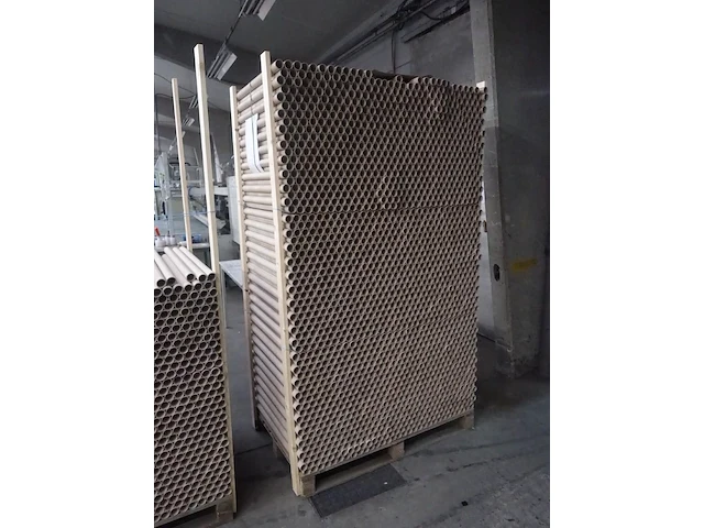 5x pallet diverse karton buizen - afbeelding 2 van  13