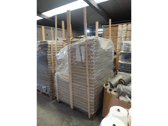 5x pallet diverse karton buizen - afbeelding 9 van  13