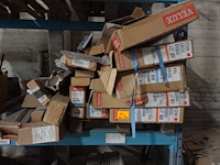 5x pallet diverse onderdelen velux - afbeelding 1 van  16