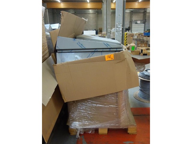 5x pallet metalen bodemschappen - afbeelding 11 van  15