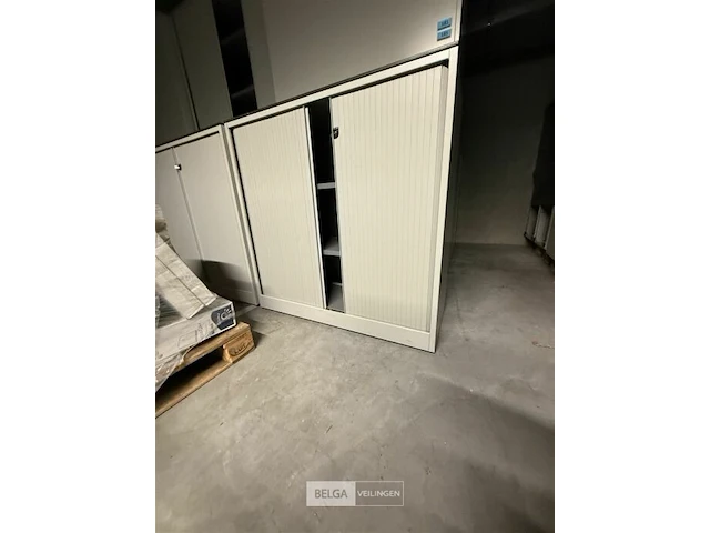 5x roldeurkast l120xb45xh119 cm - afbeelding 1 van  2