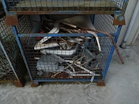 5x stapelbare metalen draadmand + inhoud - afbeelding 7 van  8