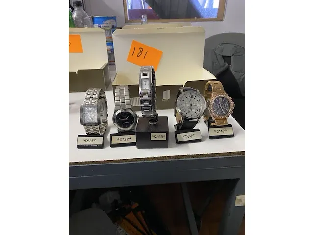 5x uurwerk - afbeelding 1 van  6