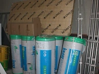 6 afrasteringen met 6 voeten, onderdelen kleine stelling, 3 dekzeilen, 4-delige alu hangstelling, 8 rollen isolatie knauf, 4 gedeeltelijke paletten dakpannen, 16 euro paletten, lichte palletstelling met 3 kopsteunen en 12 dwarsbalken - afbeelding 22 van  25