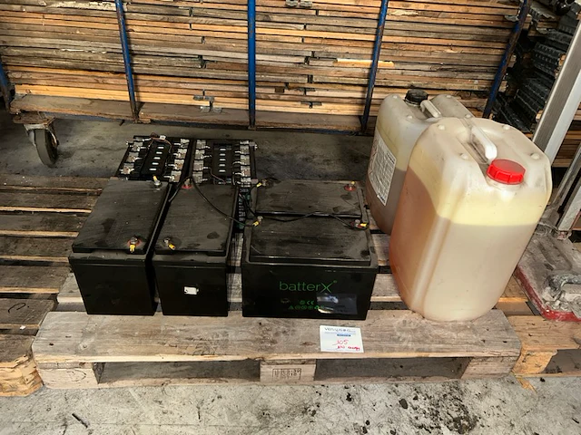 6 batterijen - afbeelding 1 van  5