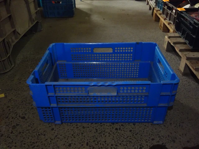 6 blauwe halfdiepe stapelbakken - afbeelding 1 van  3