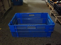 6 blauwe halfdiepe stapelbakken - afbeelding 1 van  3
