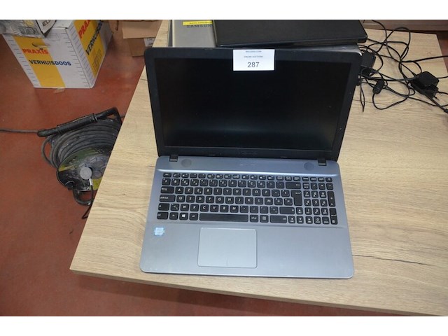 6 defecte laptops allen zonder lader (b398) - afbeelding 4 van  18