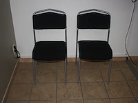 6-delige vergadertafel, 5 stoffen vergaderstoelen, 6 stoffen vergaderstoelen, planningbord, 2 wandversieringen (103,104,105,106,107) - afbeelding 9 van  10