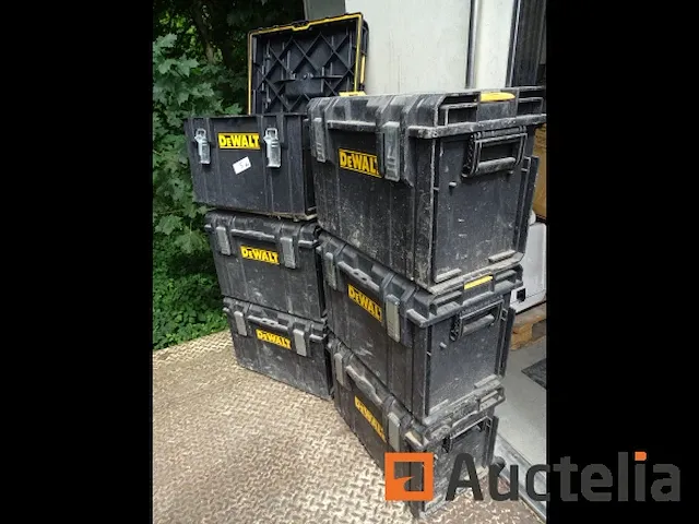 6 dewalt stapelbare gereedschapskisten (clip-on ertussen) - afbeelding 4 van  5