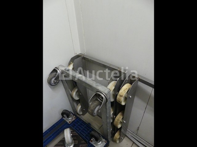 6 dienbladen op diverse wielen - afbeelding 3 van  5