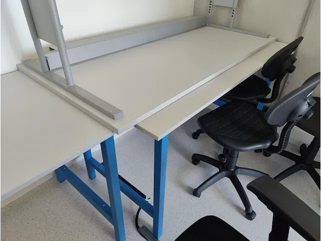 6 div formica schrijftafels - afbeelding 6 van  8