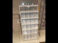 6 diverse displays - afbeelding 7 van  9