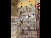 6 diverse displays - afbeelding 8 van  9