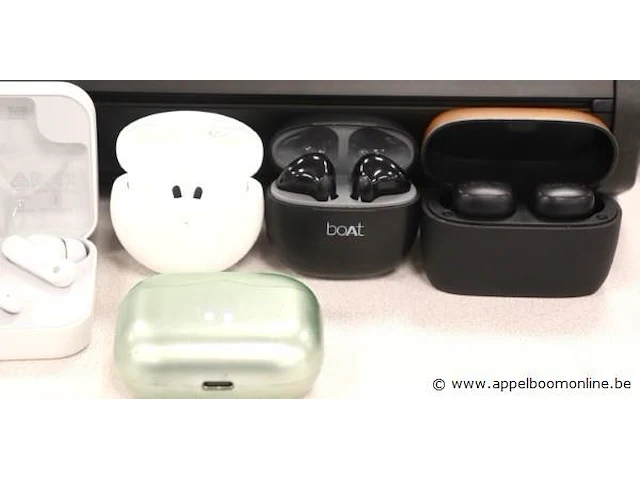 6 diverse earpods, zonder kabels, werking niet gekend - afbeelding 3 van  3