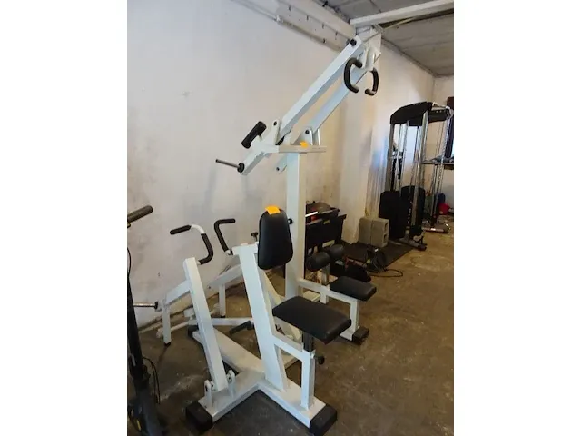 6 diverse fitnesstoestellen - afbeelding 11 van  17