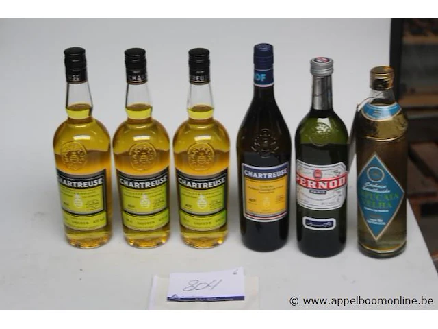 6 diverse flessen sterke drank wo chartreuse - afbeelding 1 van  3