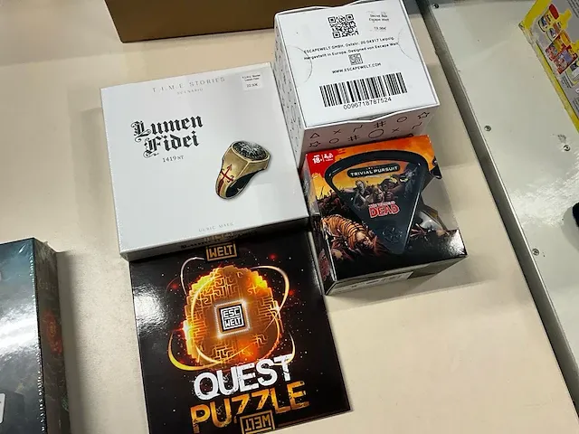 6 diverse gezelschapspellen guillotine games, renegade, welt - afbeelding 4 van  6