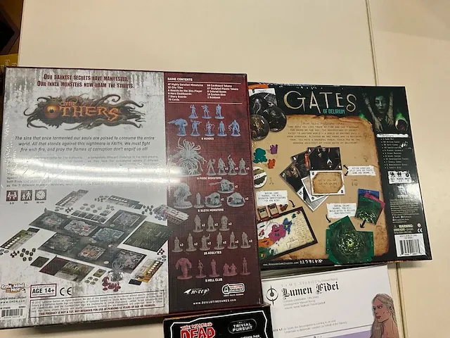 6 diverse gezelschapspellen guillotine games, renegade, welt - afbeelding 5 van  6