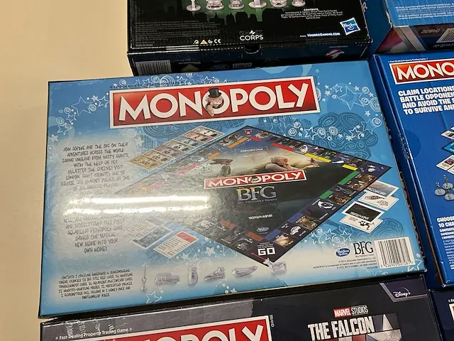 6 diverse gezelschapspellen monopoly - afbeelding 10 van  11