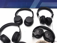 6 diverse hoofdtelefoons - afbeelding 2 van  3
