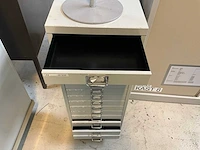 6 diverse lockerkasten en dossierkasten - afbeelding 8 van  16