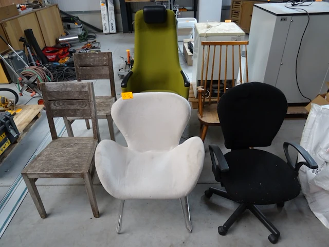 6 diverse stoelen - afbeelding 1 van  8