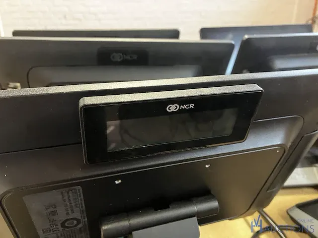 6 diverse touch screen schermen ncr - afbeelding 4 van  4