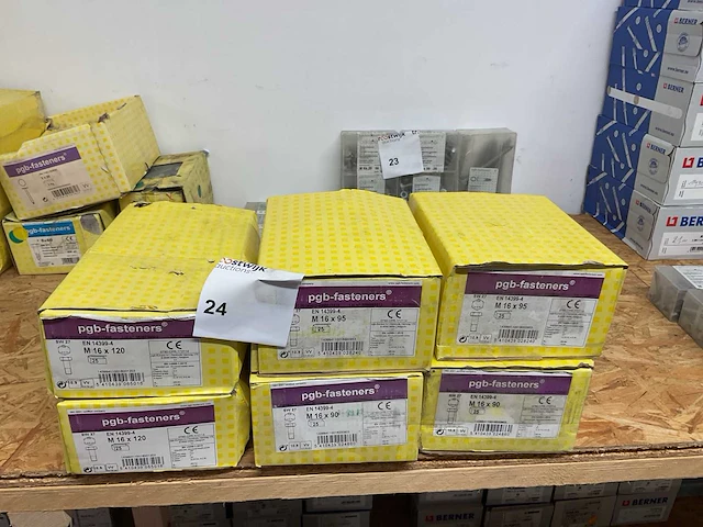 6 dozen bouten - afbeelding 1 van  3