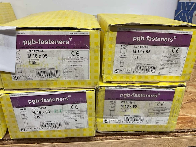 6 dozen bouten - afbeelding 3 van  3