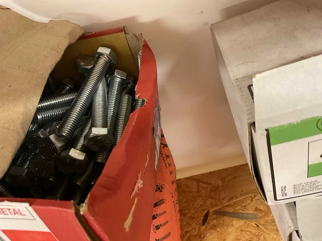 6 dozen bouten - afbeelding 3 van  4
