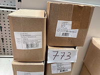 6 dozen moeren en ringen m 16 - afbeelding 3 van  4