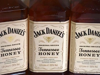 6 flessen à 1ltr whiskey jack daniels tennessee honey 35% - afbeelding 2 van  2