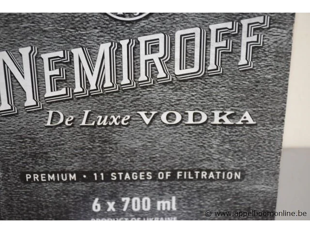 6 flessen à 70cl vodka nemiroff 40% - afbeelding 2 van  2