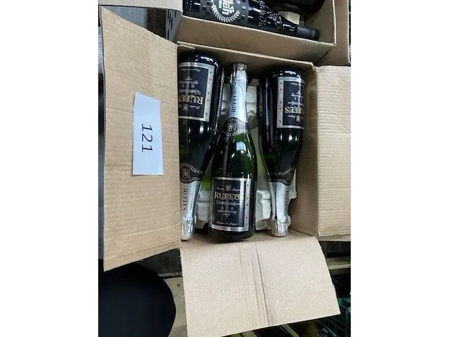 6 flessen cava fabr ruffus - afbeelding 1 van  3