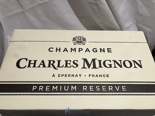 6 flessen champagne charles mignon - afbeelding 1 van  4