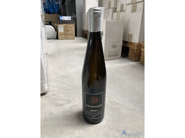 6 flessen gewürztraminer trentino 2015 - afbeelding 1 van  3