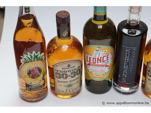 6 flessen sterke drank - afbeelding 2 van  3